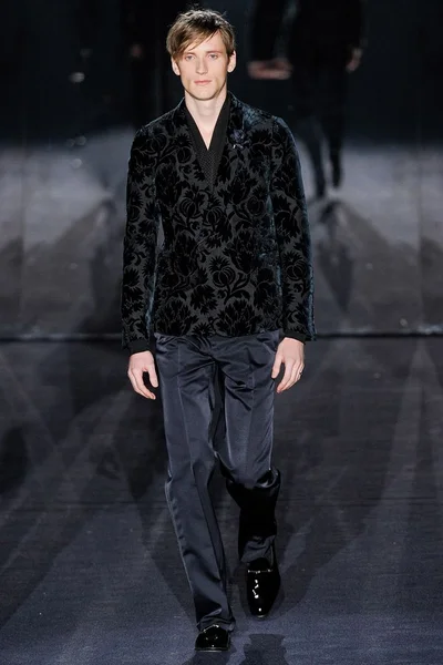 Look 39